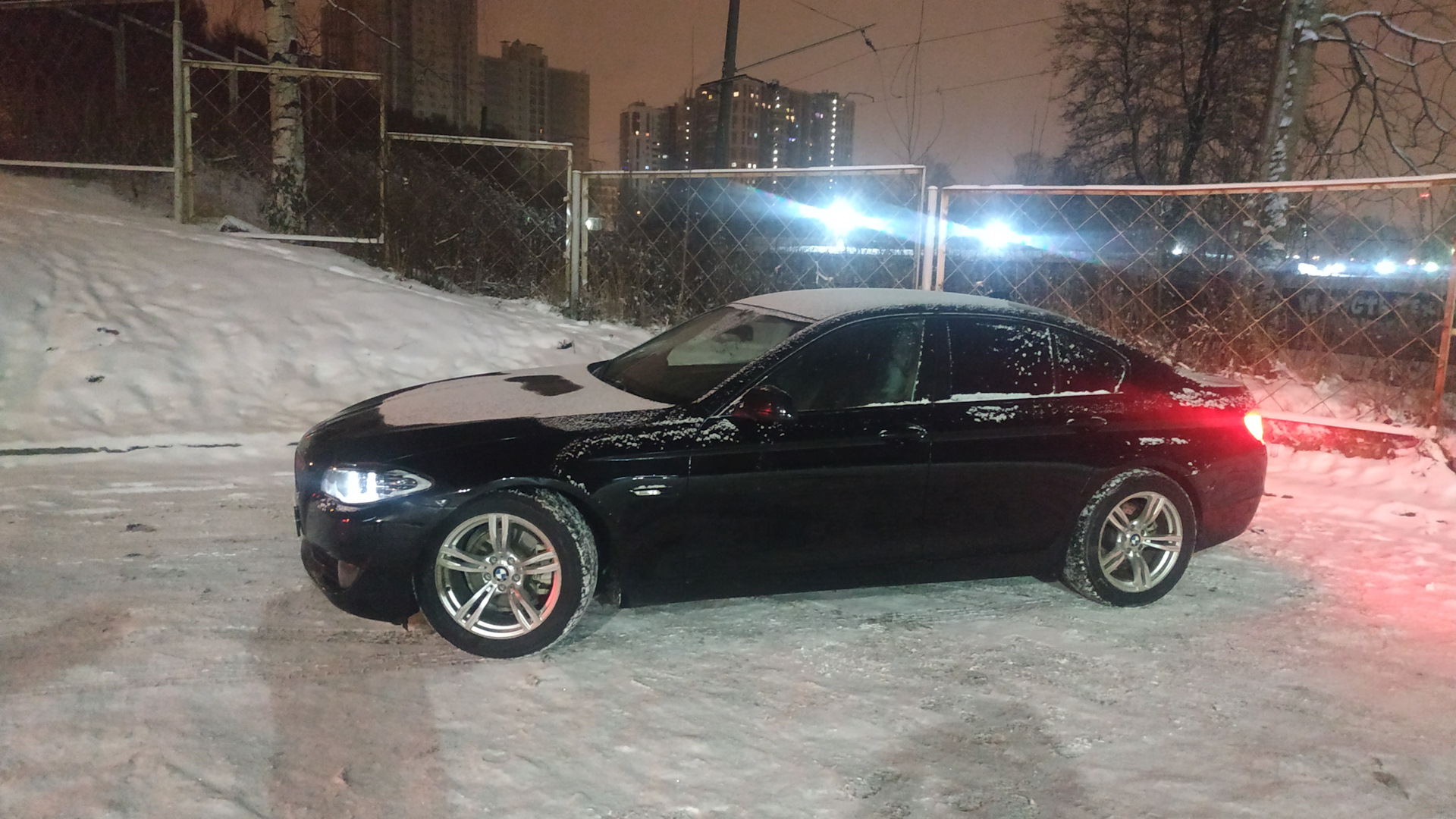 BMW 5 series (F10) 2.0 дизельный 2011 | Чёрная метка на DRIVE2