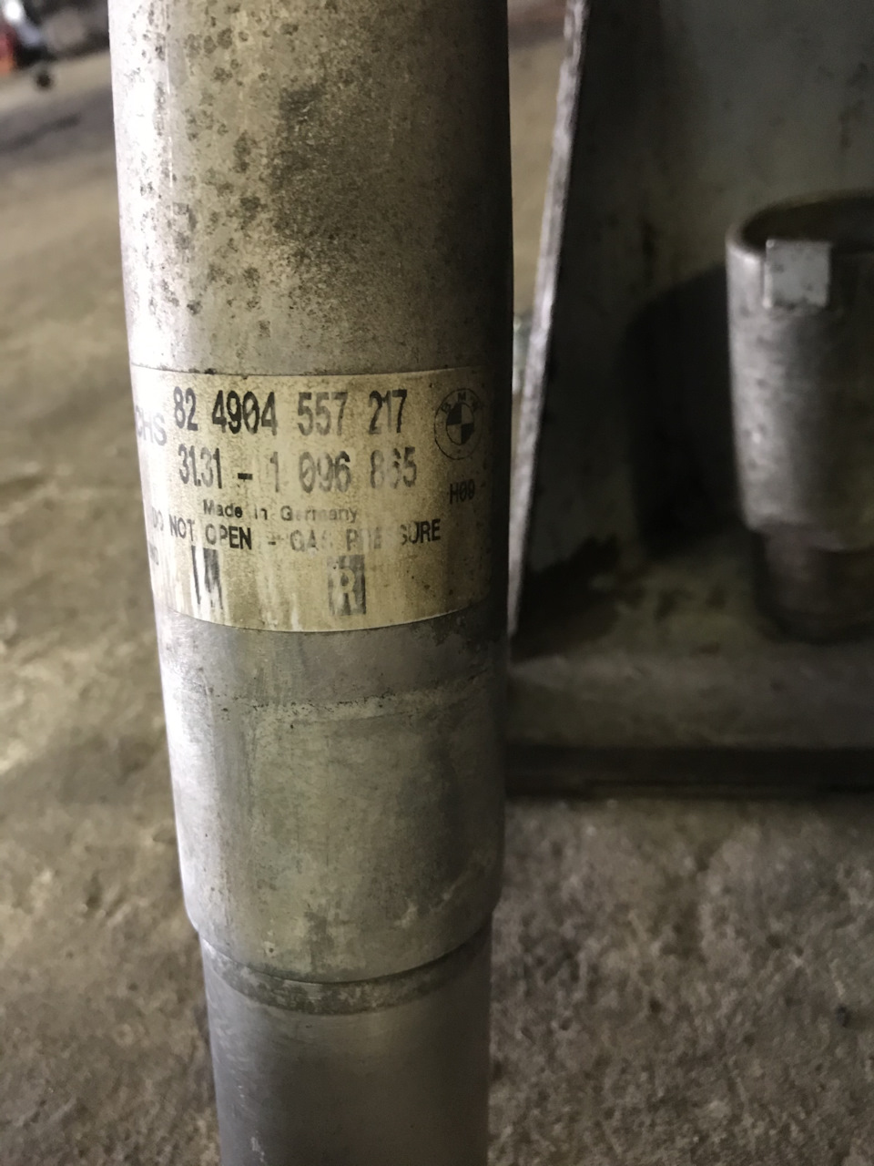 Фото в бортжурнале BMW 5 series Touring (E39). Запчасти на фото: O1311