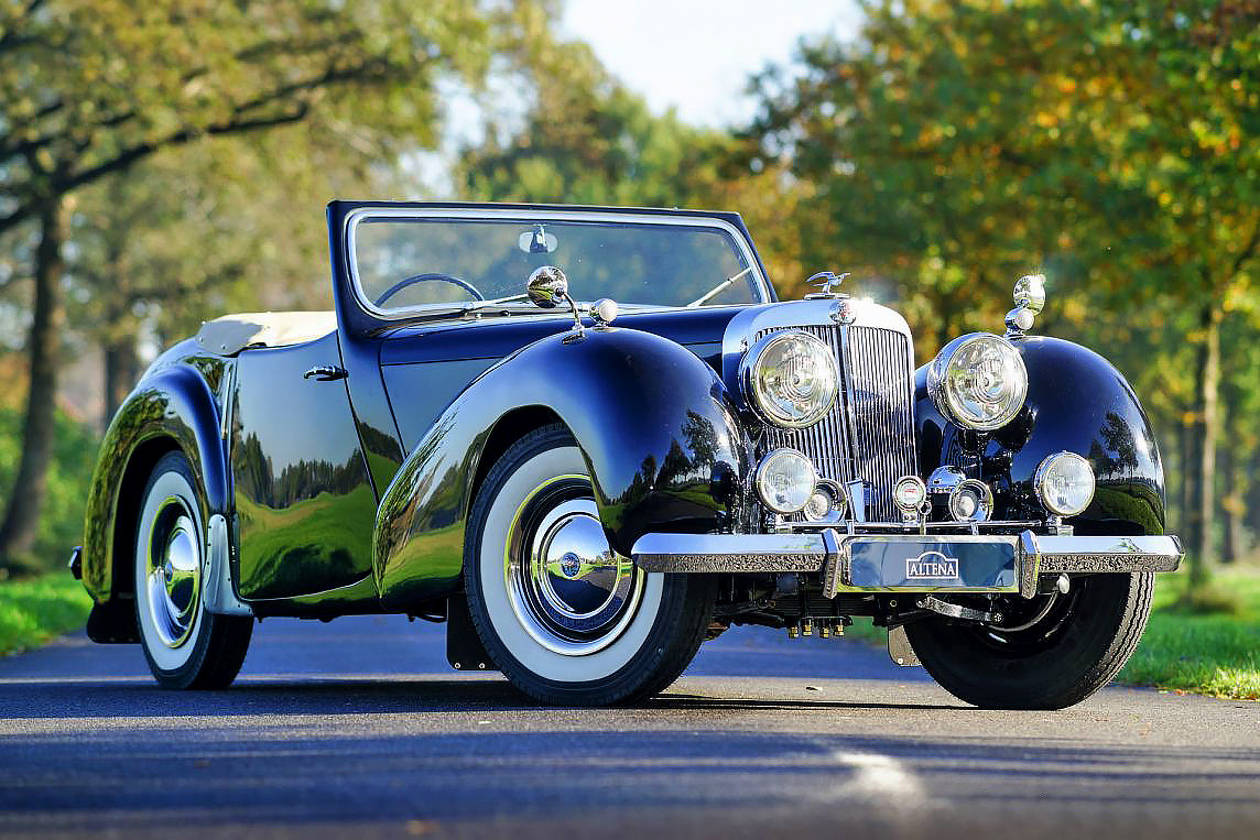 1947 Triumph Roadster