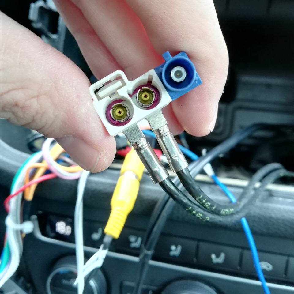 Установка gps антенны teyes в автомобиле. Смотреть фото Установка gps антенны teyes в автомобиле. Смотреть картинку Установка gps антенны teyes в автомобиле. Картинка про Установка gps антенны teyes в автомобиле. Фото Установка gps антенны teyes в автомобиле