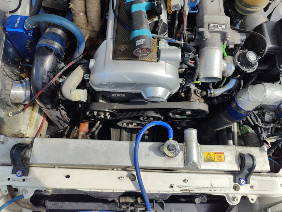 Фото в бортжурнале Toyota Chaser (100)