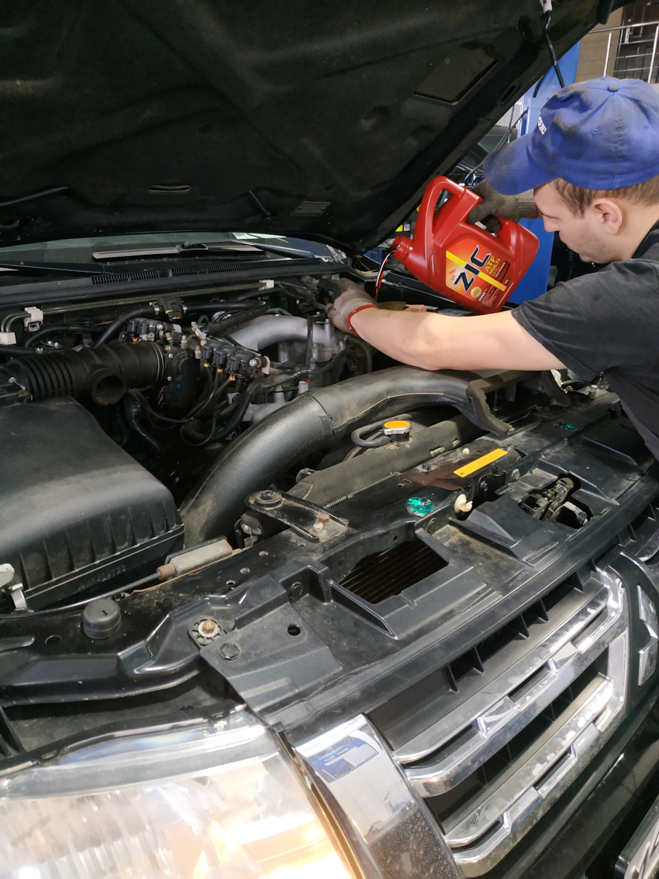 Фото в бортжурнале Mitsubishi Pajero (4G)