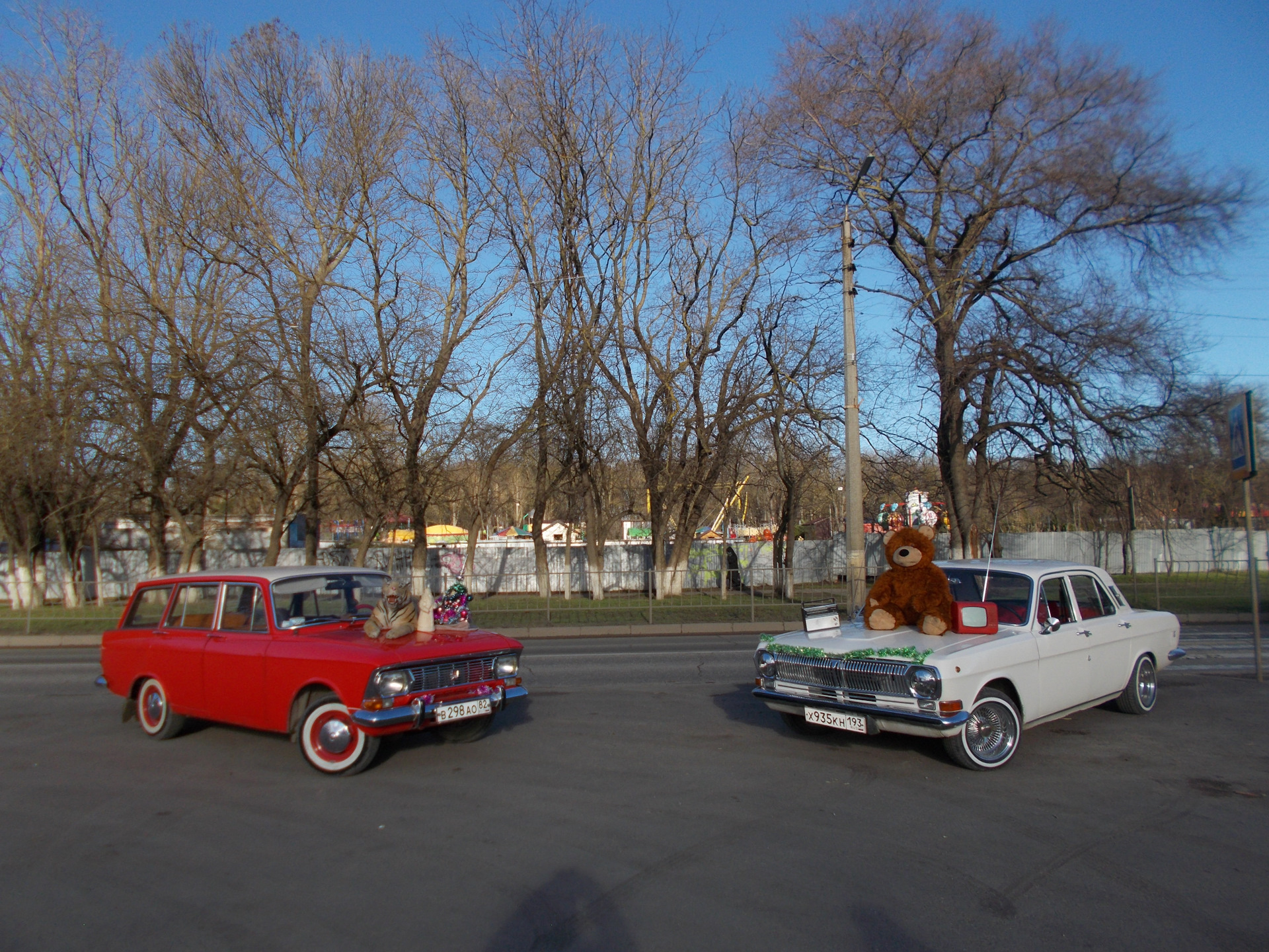 Антуражные фотки. — Москвич 427, 1,5 л, 1975 года | фотография | DRIVE2