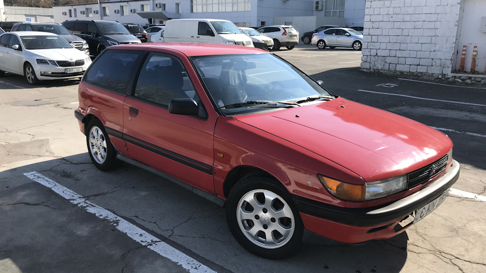 Mitsubishi Colt 1990