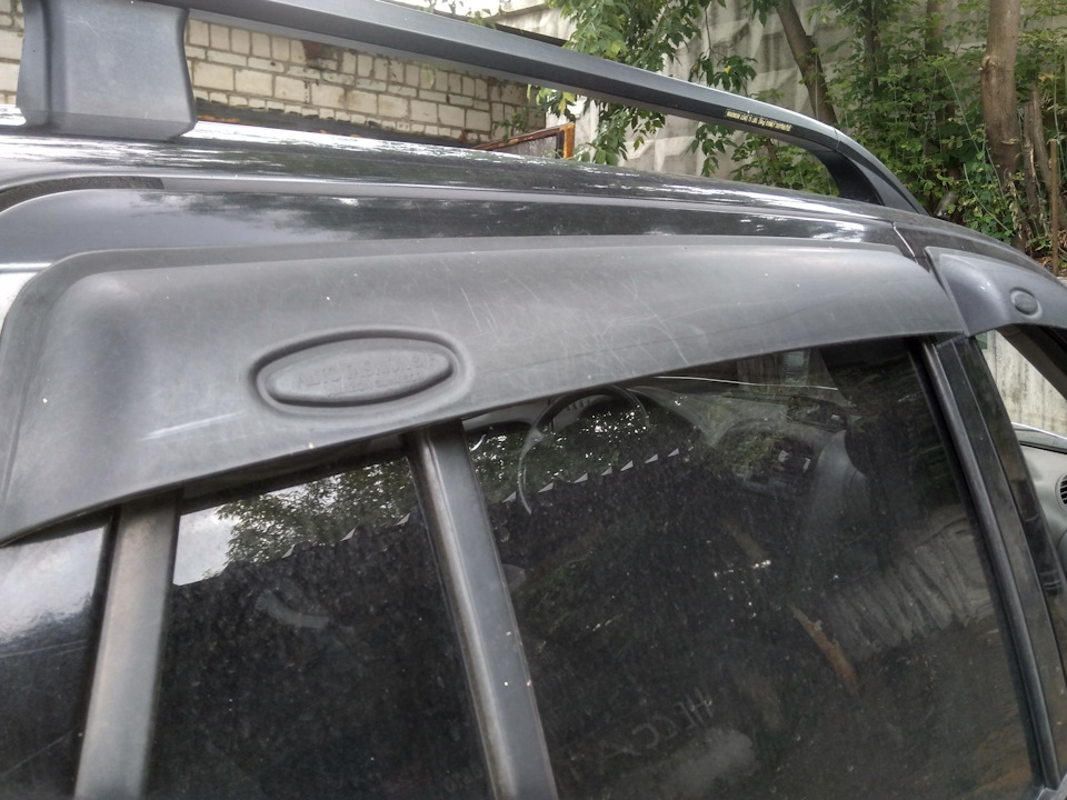 Замена дефлекторов окон — Hyundai Santa Fe (1G), 2,7 л, 2002 года ...