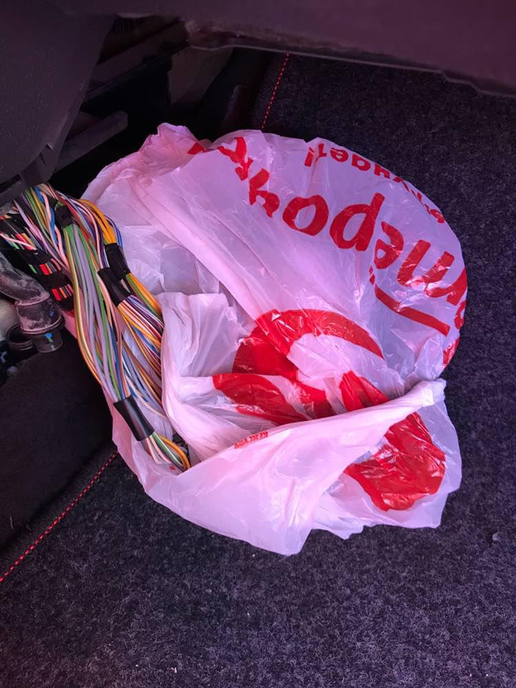 Может конечно и не время, но я решил почистить испаритель кондиционера ...