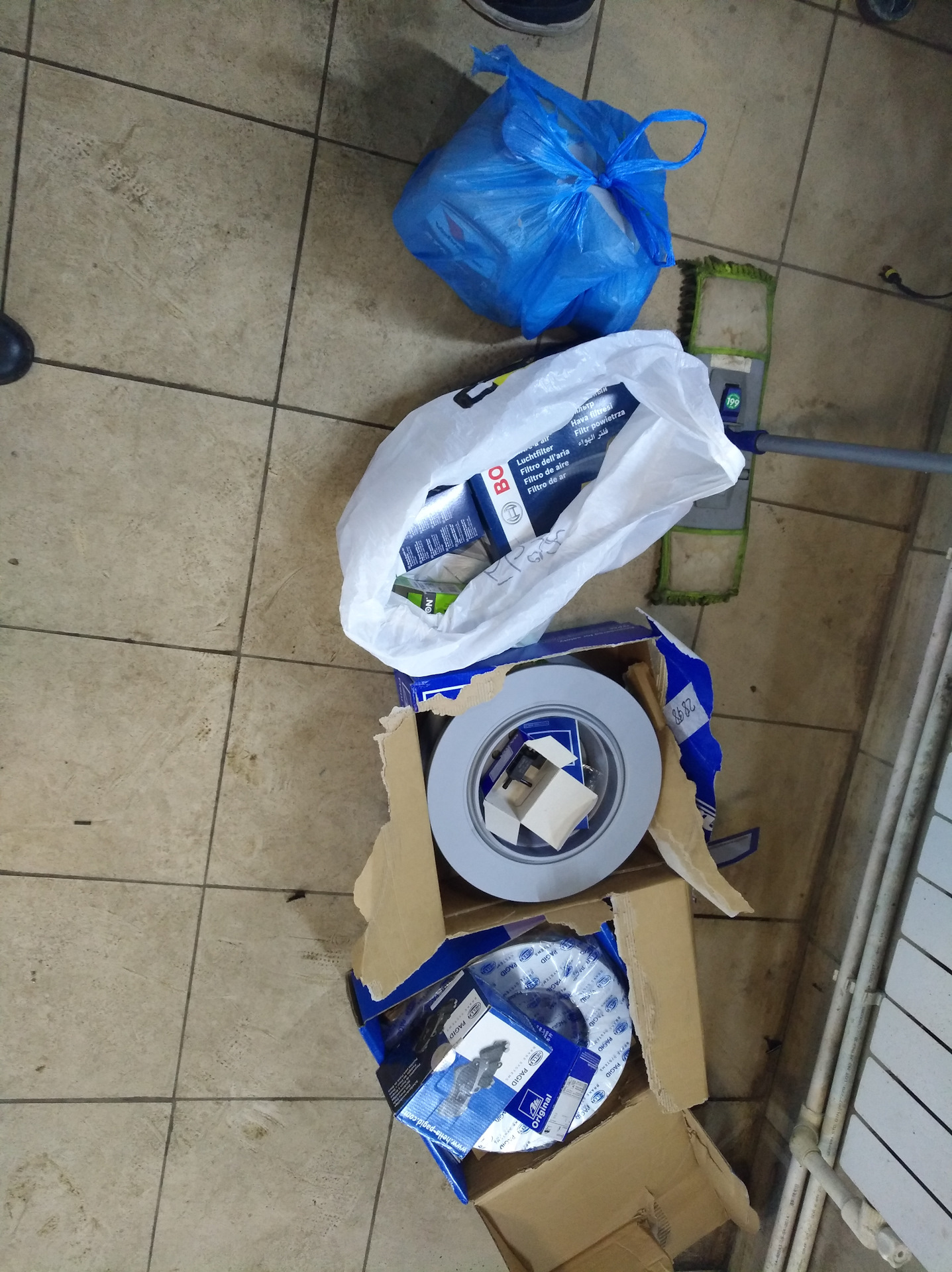 Масло, фильтра, клапан управления турбиной, тормозные диски и колодки в ...