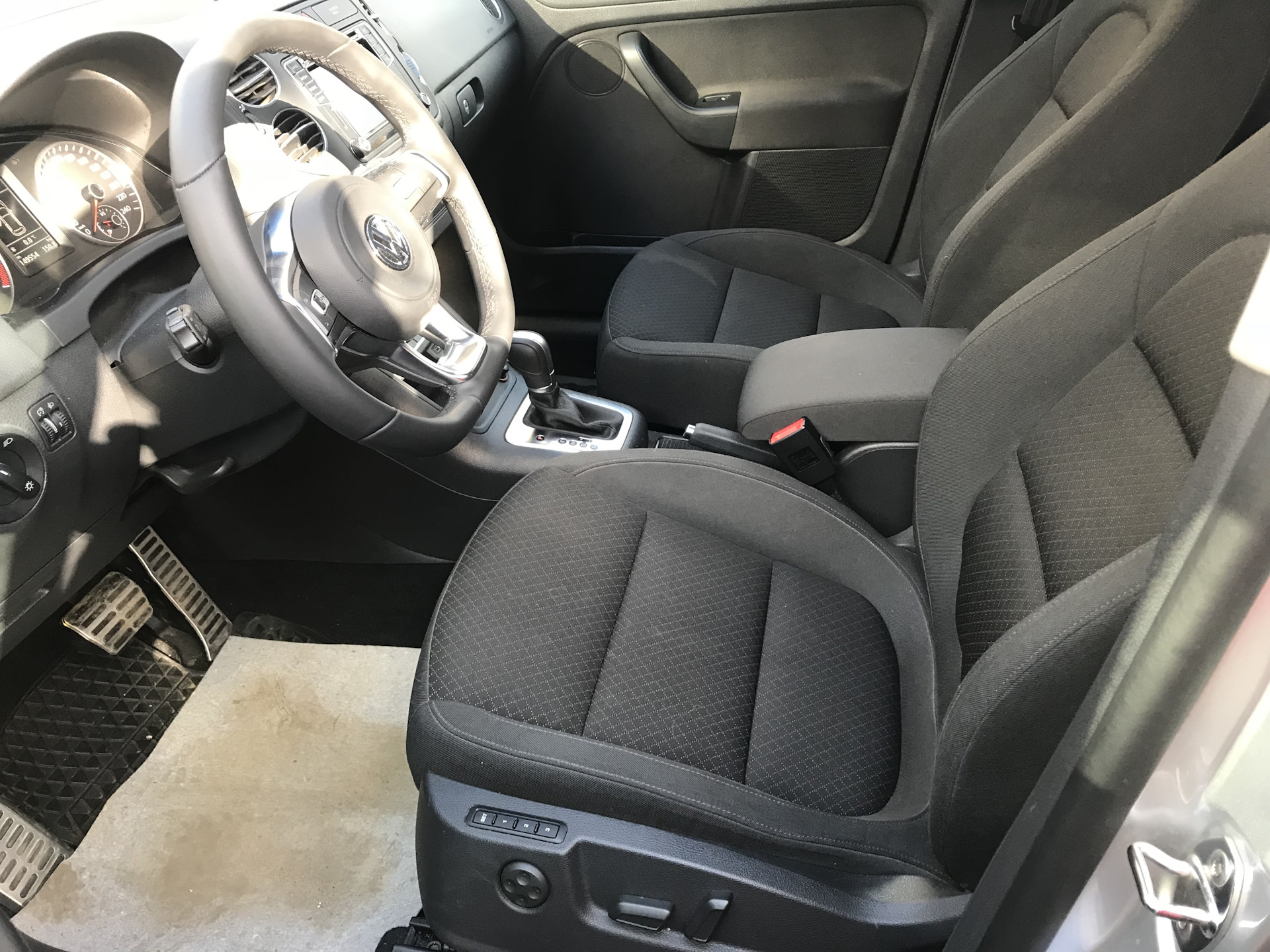 установка сидений с электроприводом