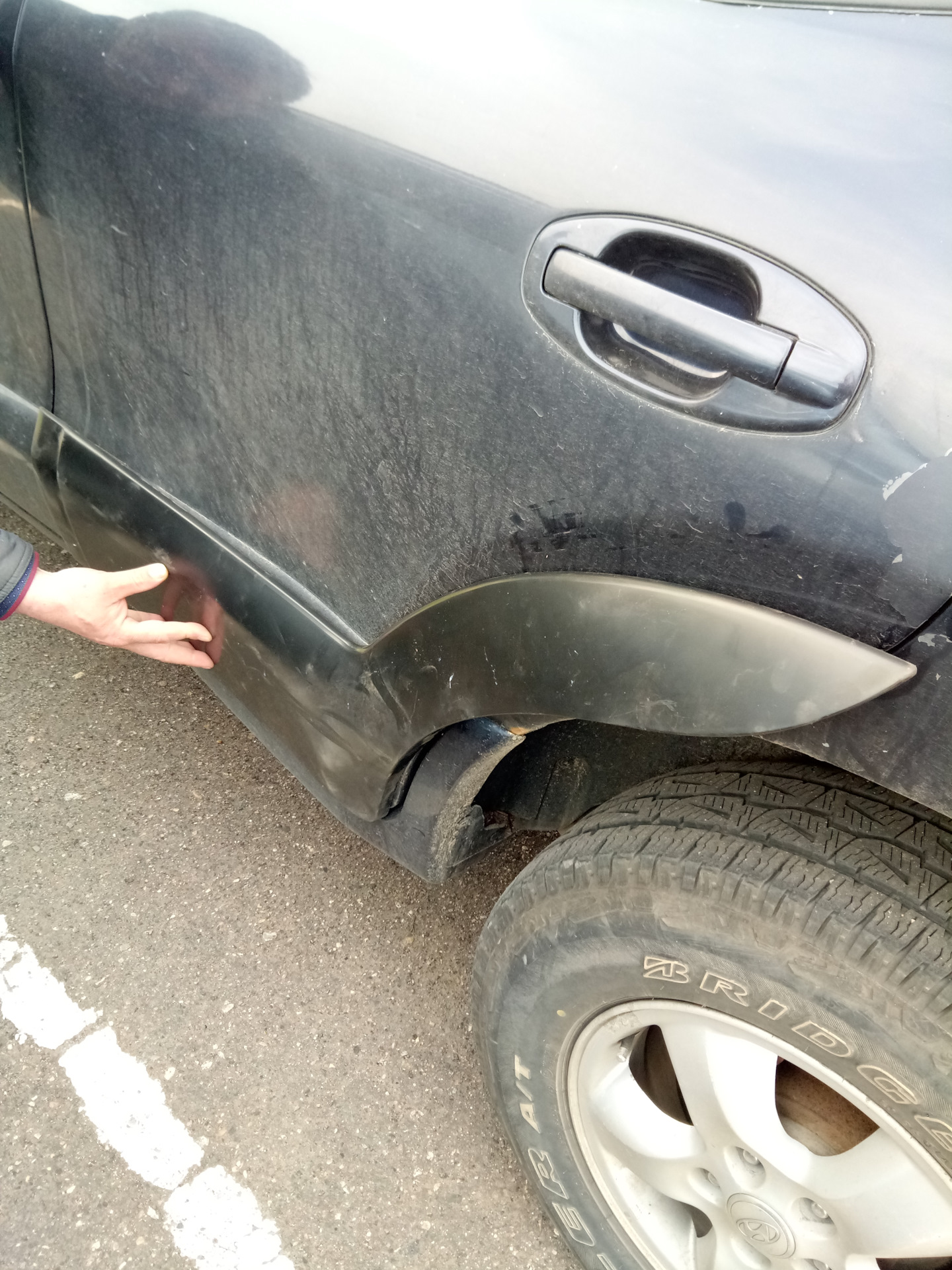 Расширители колесных арок. Начало. — Hyundai Santa Fe (1G), 2,4 л, 2004 ...