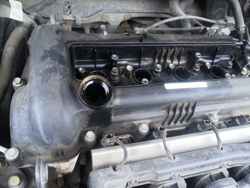 Замена прокладки клапанной крышки №2 — Hyundai Solaris (1G), 1,4 л ...