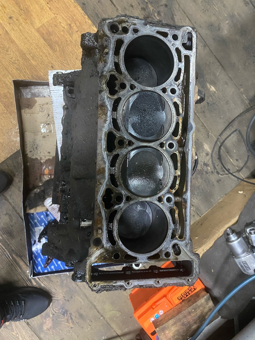 Прогар клапана . Капиталка 1.8 TSI CDAB . 1 часть — Volkswagen Passat ...