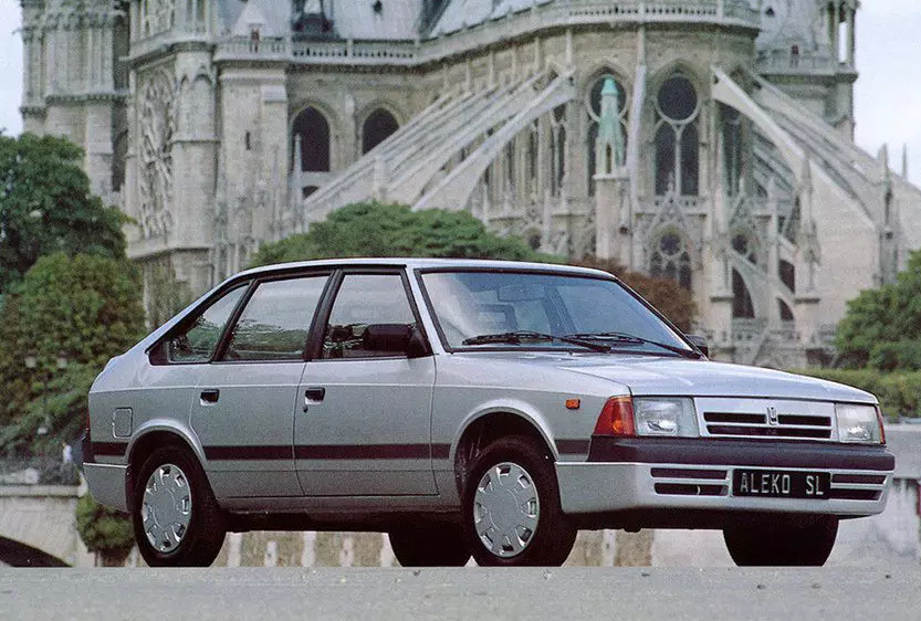 Как включить омыватель фар на опель астра gtc - 92 фото