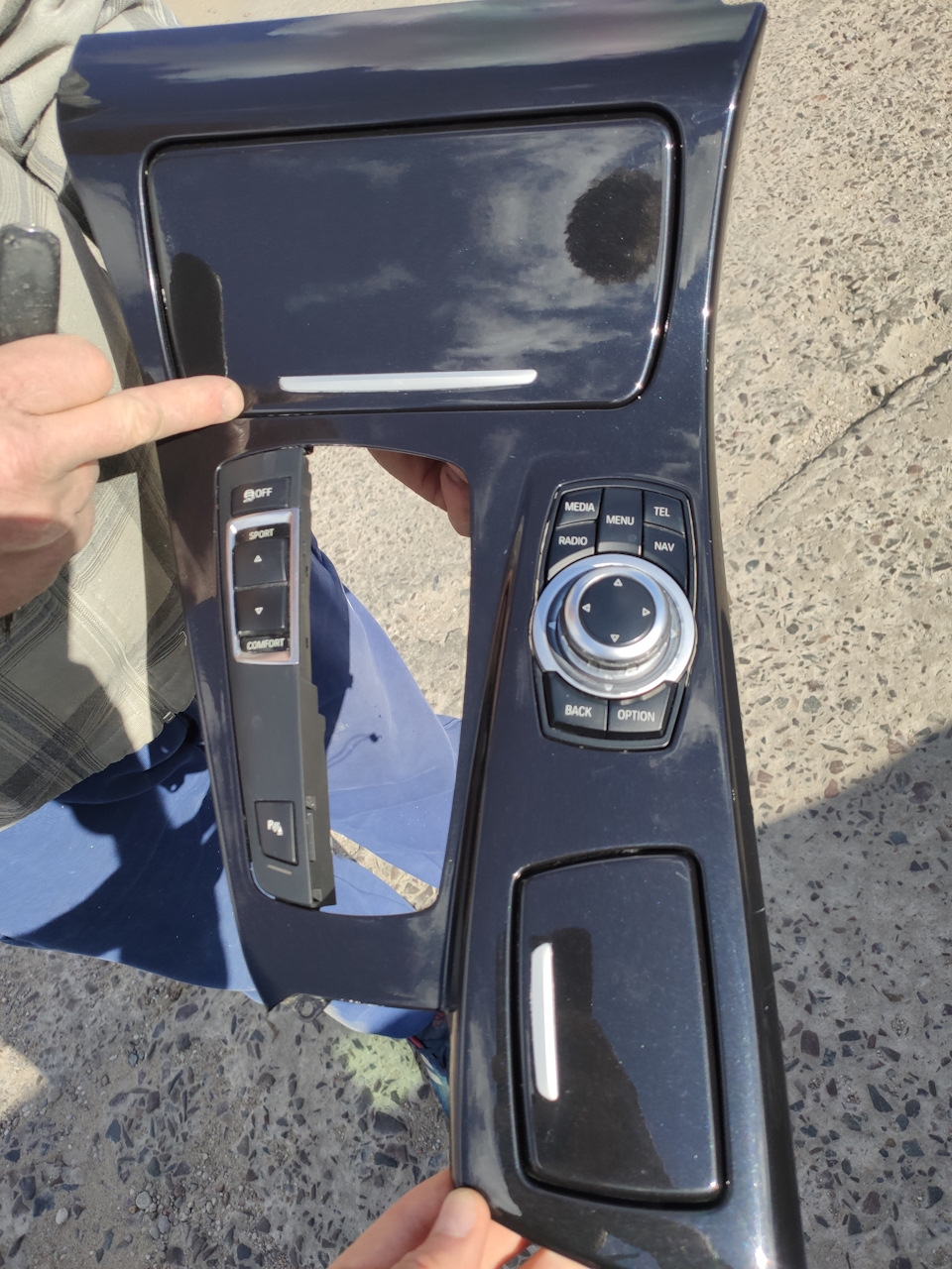 Как установить электрозамок на багажник рено логан - 91 фото