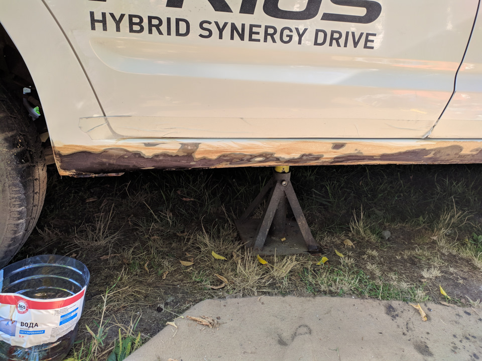 Нанёс чудо состав — Toyota Prius (20)