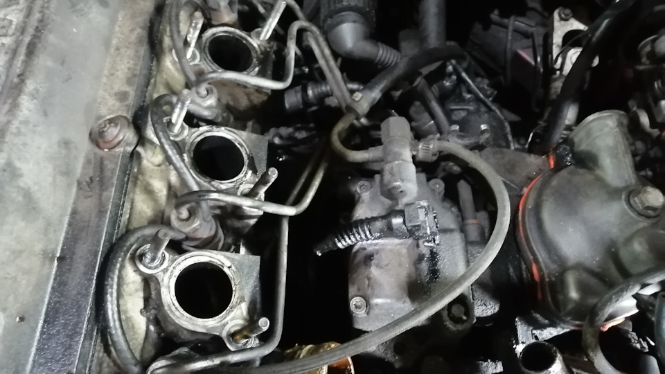 Масло в антифризе что делать? — BMW 3 series (E36), 1,7 л, 1996 года ...