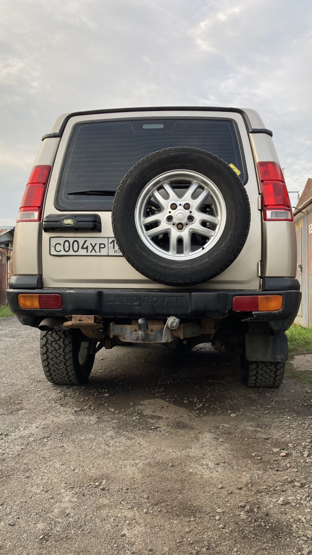 Полноразмерная запаска на D2 — Land Rover Discovery II, 2,5 л, 2000 ...