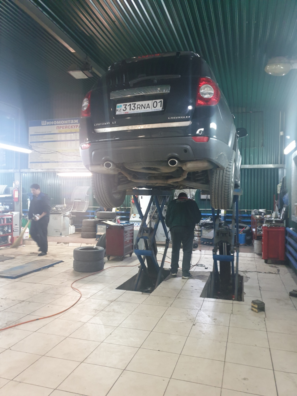 Замена шланга высокого давления ГУР — Chevrolet Captiva (1G), 2,4 л ...