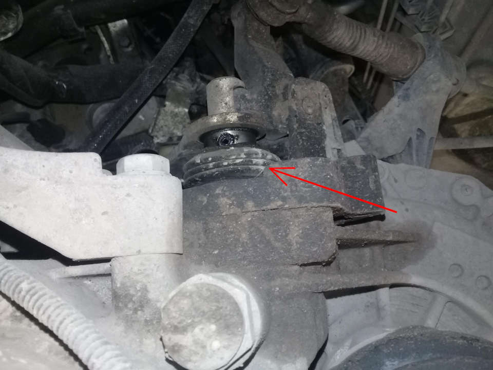 Вопрос: что за пыльник и как его менять? — Renault Sandero Stepway (2G ...