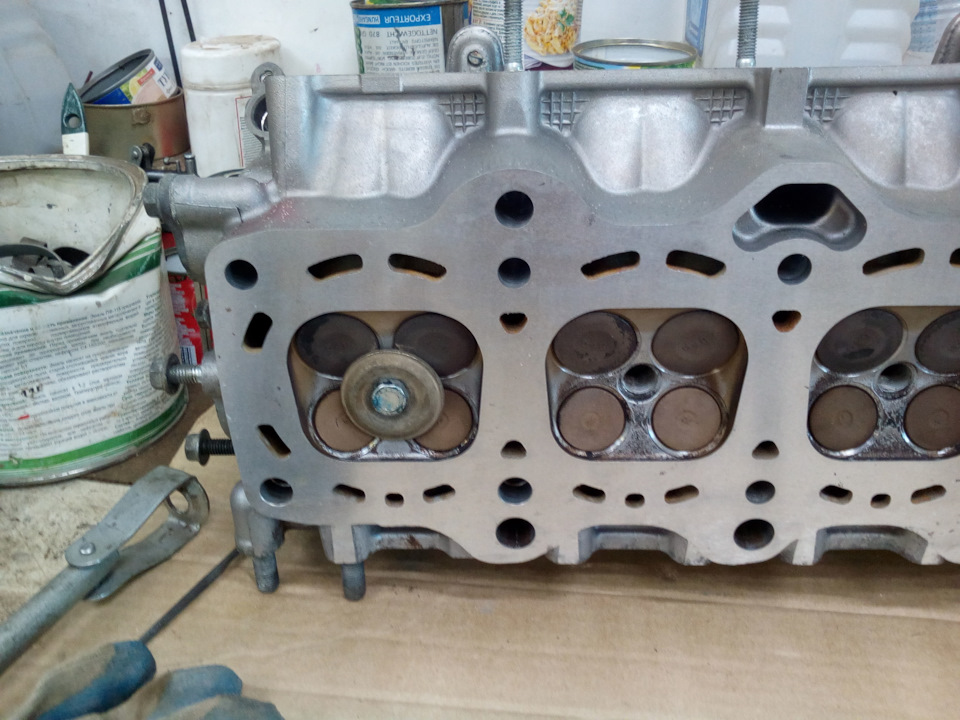 И клапана сразу поджимает — Suzuki Jimny (1G)