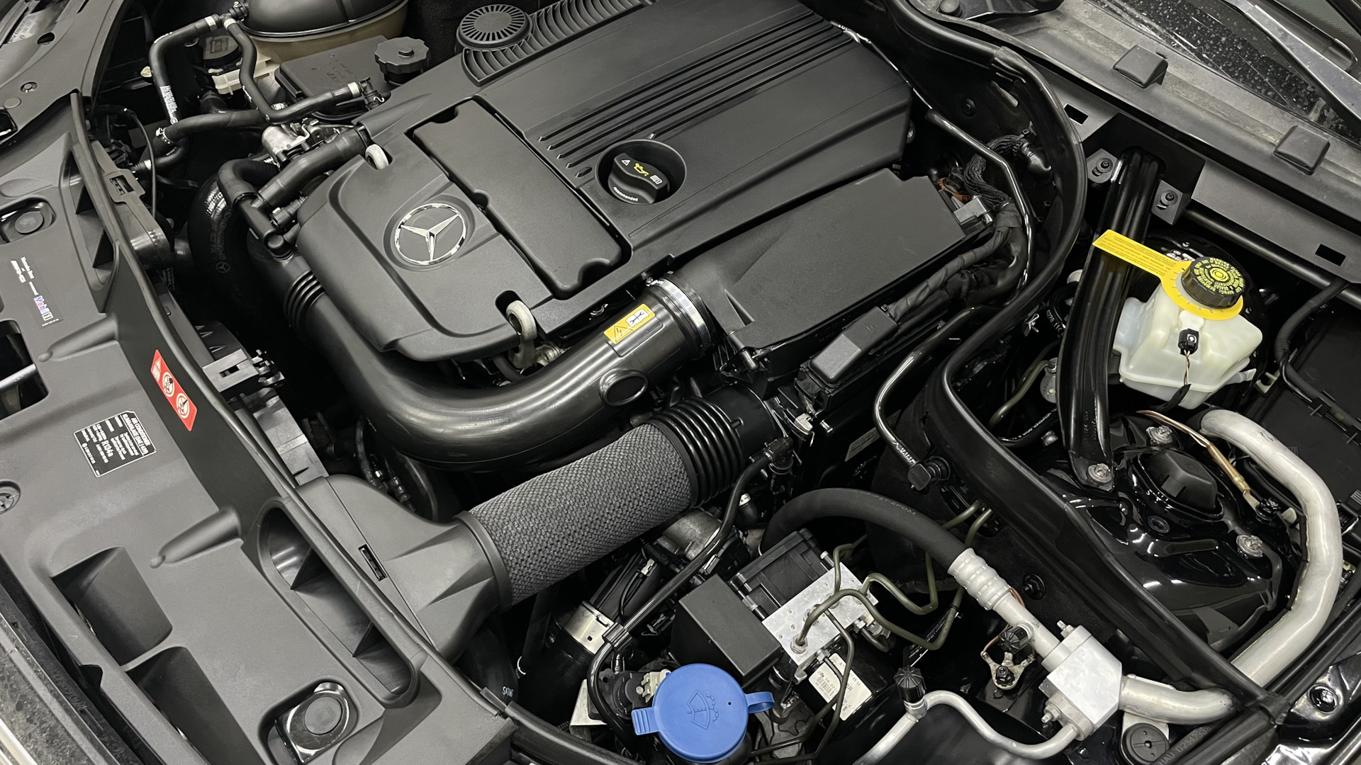 #2. Детейлинг мойка двигателя — Mercedes-Benz C-class (W204), 1,8 л ...