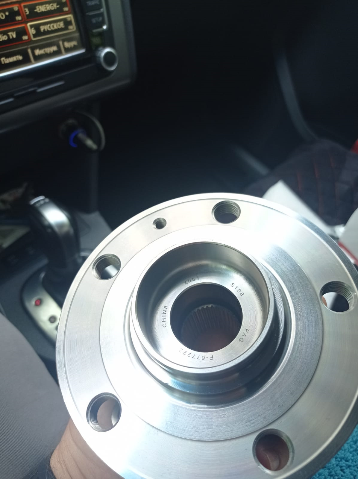 Ступичный подшипник — Volkswagen Touran (1G), 2 л, 2008 года | визит на ...