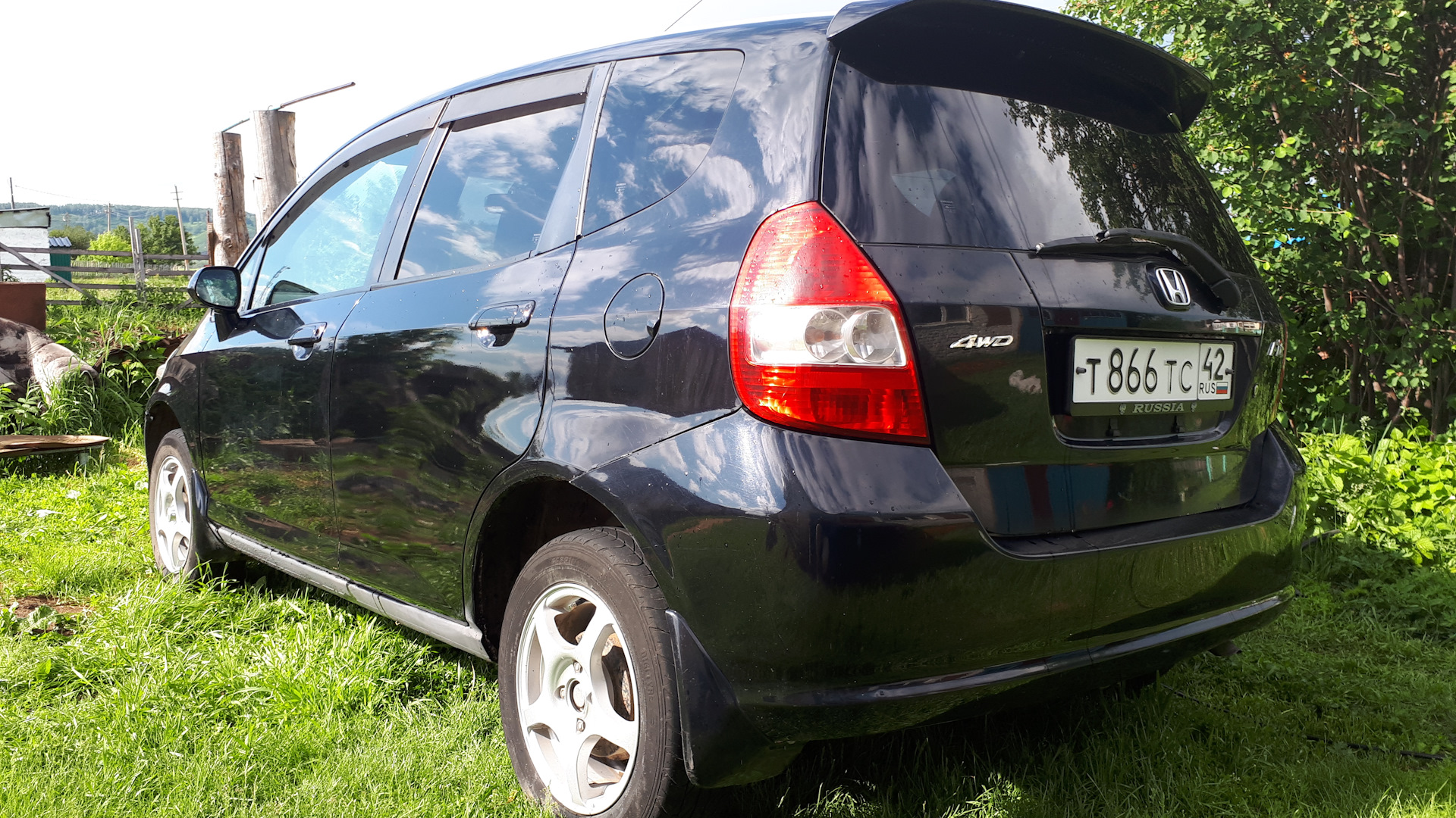 Fit 4wd. Honda Fit 4wd.