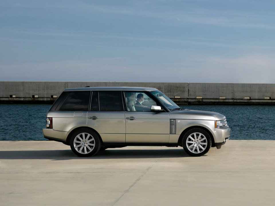 Фото в бортжурнале Land Rover Range Rover (3G)