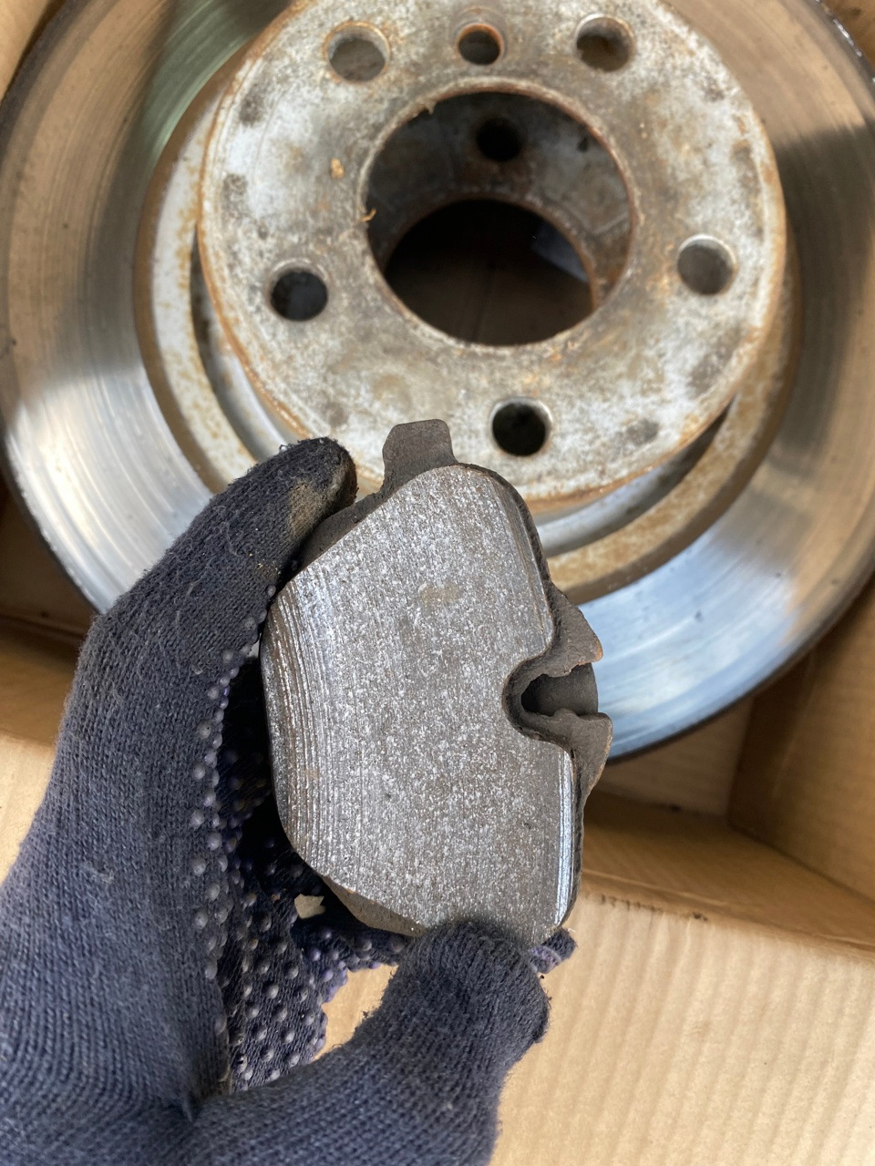 №2 Вибрации при торможении. Замена задних дисков и колодок. — BMW X3 ...