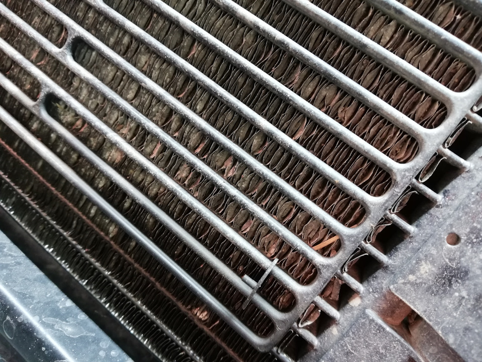 Установка защитной декоративной сетки в бампер и решетку радиатора ...