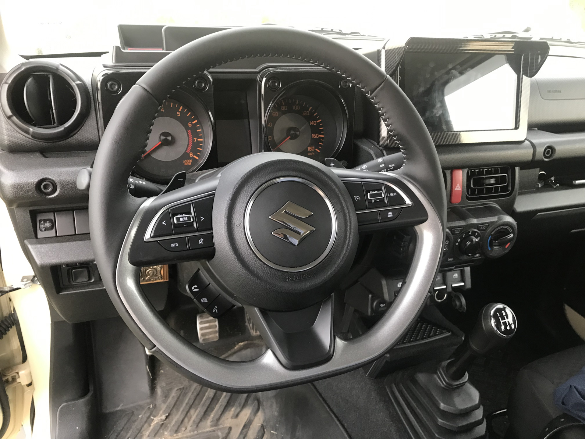 Как снять руль сузуки джимни Установка руля от Suzuki Swift - Suzuki Jimny (2018), 1,5 л, 2020 года стайлинг 