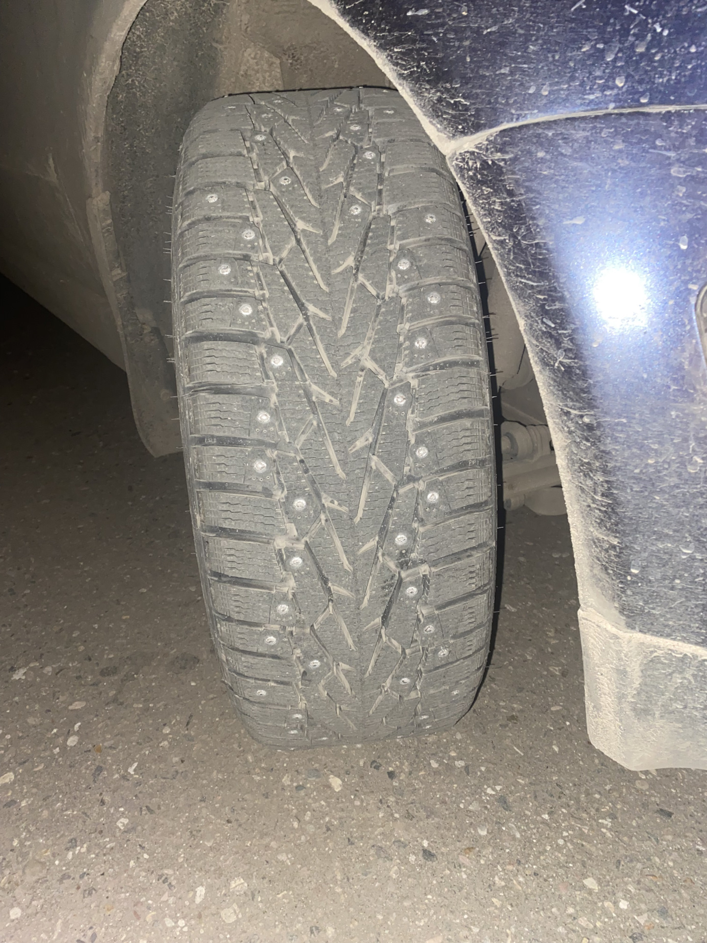 Зимняя резина 205/50 R17 Nokian Nordman — Volkswagen Passat B5, 1,8 л ...