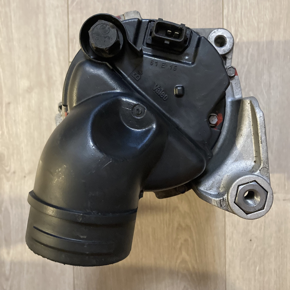Генератор VALEO 120А оригинал BMW на BMW 3 series (E46), BMW 3 series ...