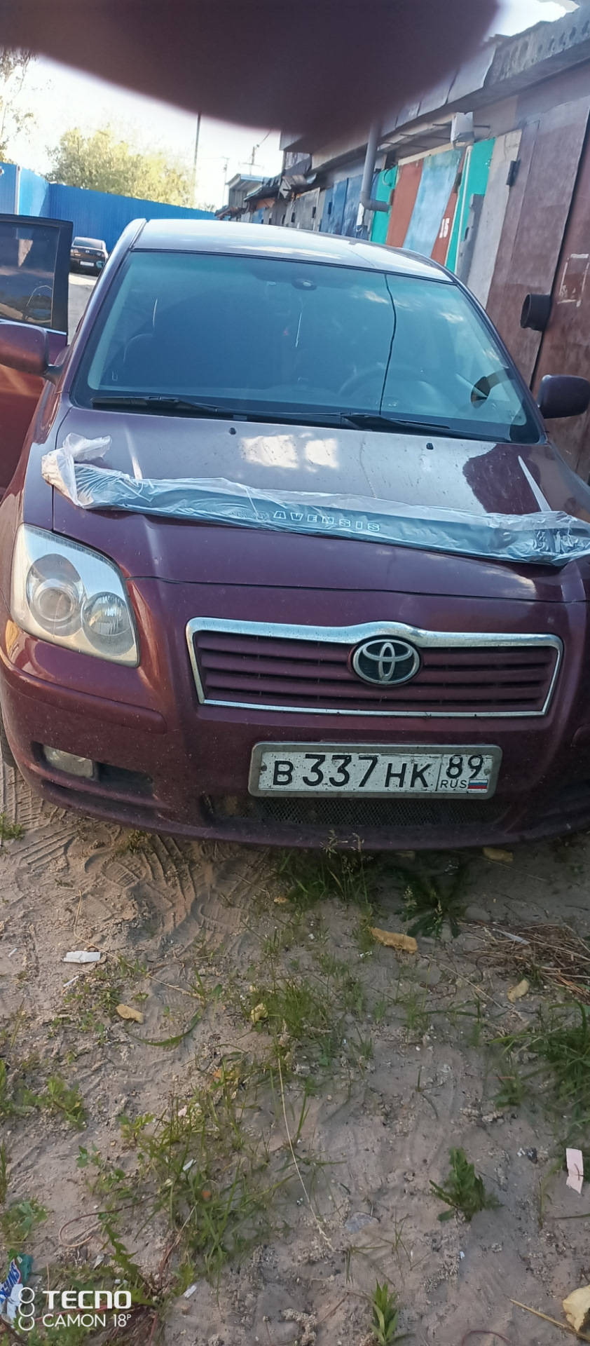 Мухабойка с озона — Toyota Avensis II, 2 л, 2004 года | своими руками ...