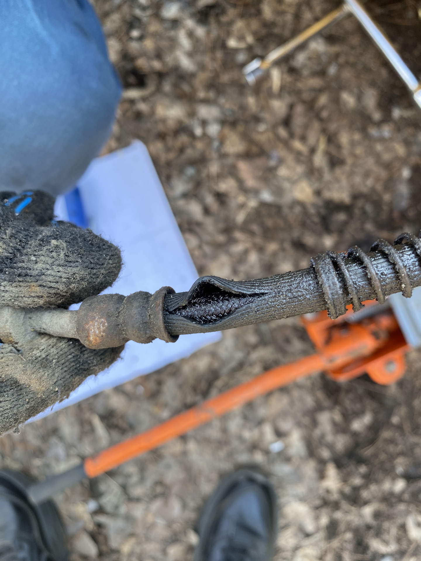 Лопнул тормозной шланг 🤬 — KIA Rio (2G), 1,4 л, 2006 года | своими ...