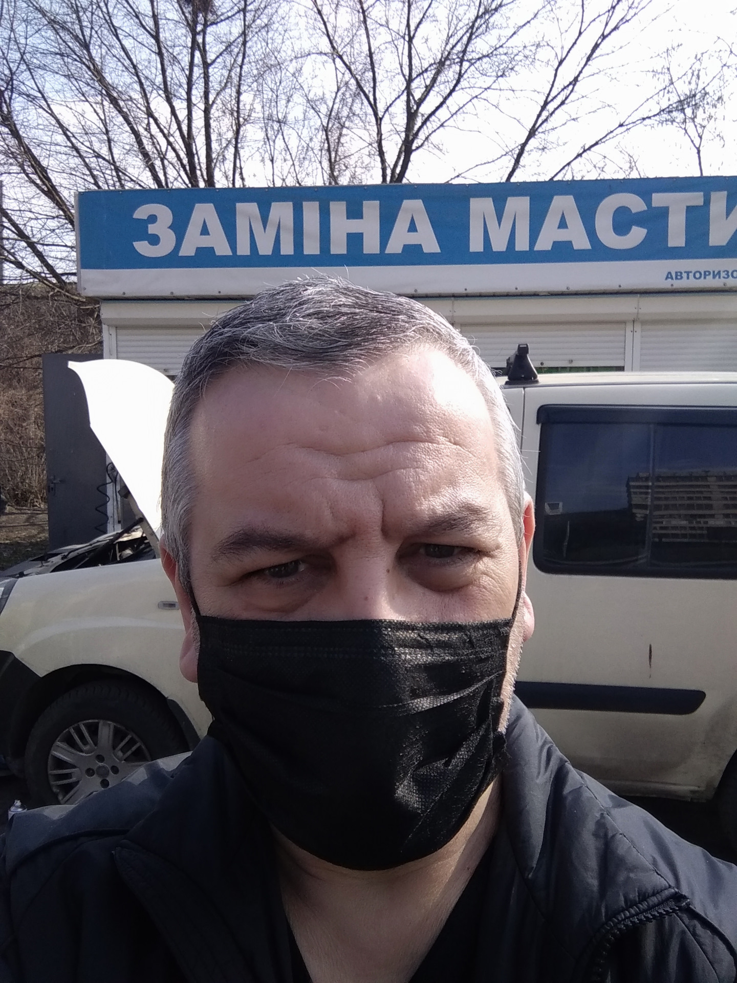 Морды в пол брат. Морды в пол брат