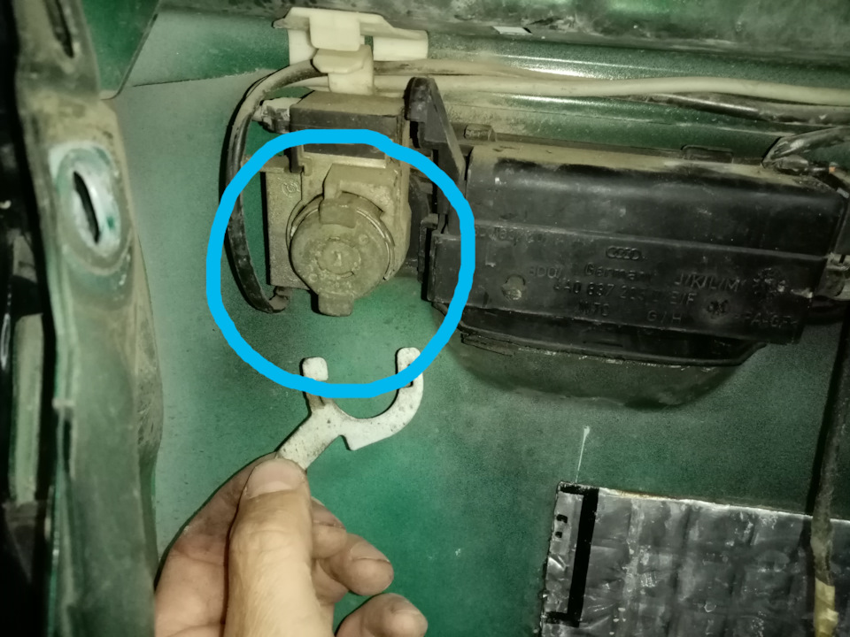 Как извлечь личинку из замка водительской двери? — DRIVE2