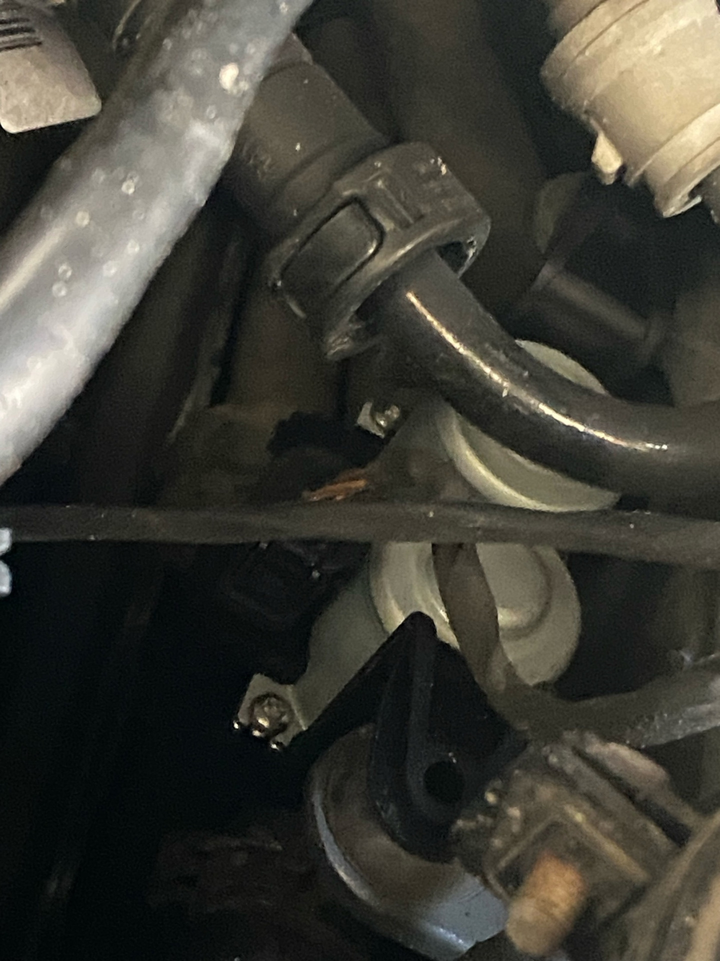 Замена клапана отопителя (водяной клапан) — BMW 5 series (E60), 2 л ...