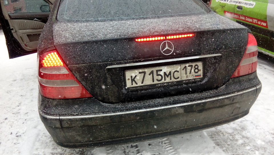 Фото в бортжурнале Mercedes-Benz E-class (W211)