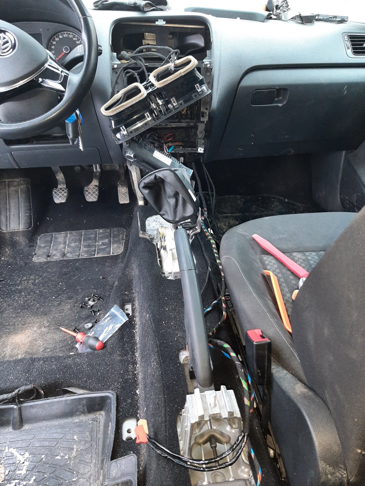 Подогрев задних сидений OEM VW POLO (часть 2). Финиш — Volkswagen Polo ...