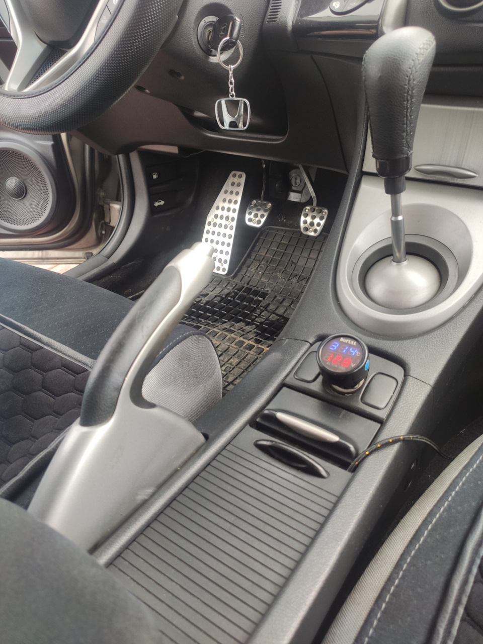 Вал ручника honda civic 5d. Honda civic 5d ручник. Индикатор ручного тормоза honda civic ek. Подтянуть ручник хонда аккорд 8. Ручник civic 5d.