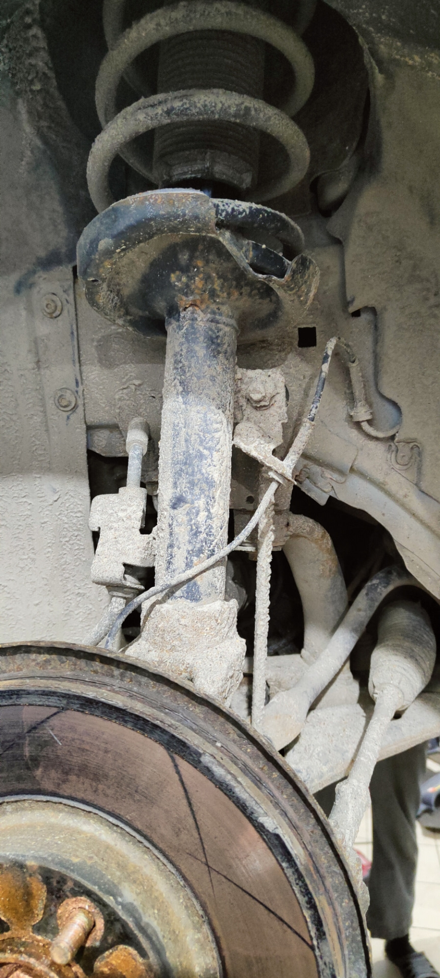 Стабы "Нет износа" и демферы от Куги 2 для Куги 1 — Ford Kuga (1G), 2,5 ...