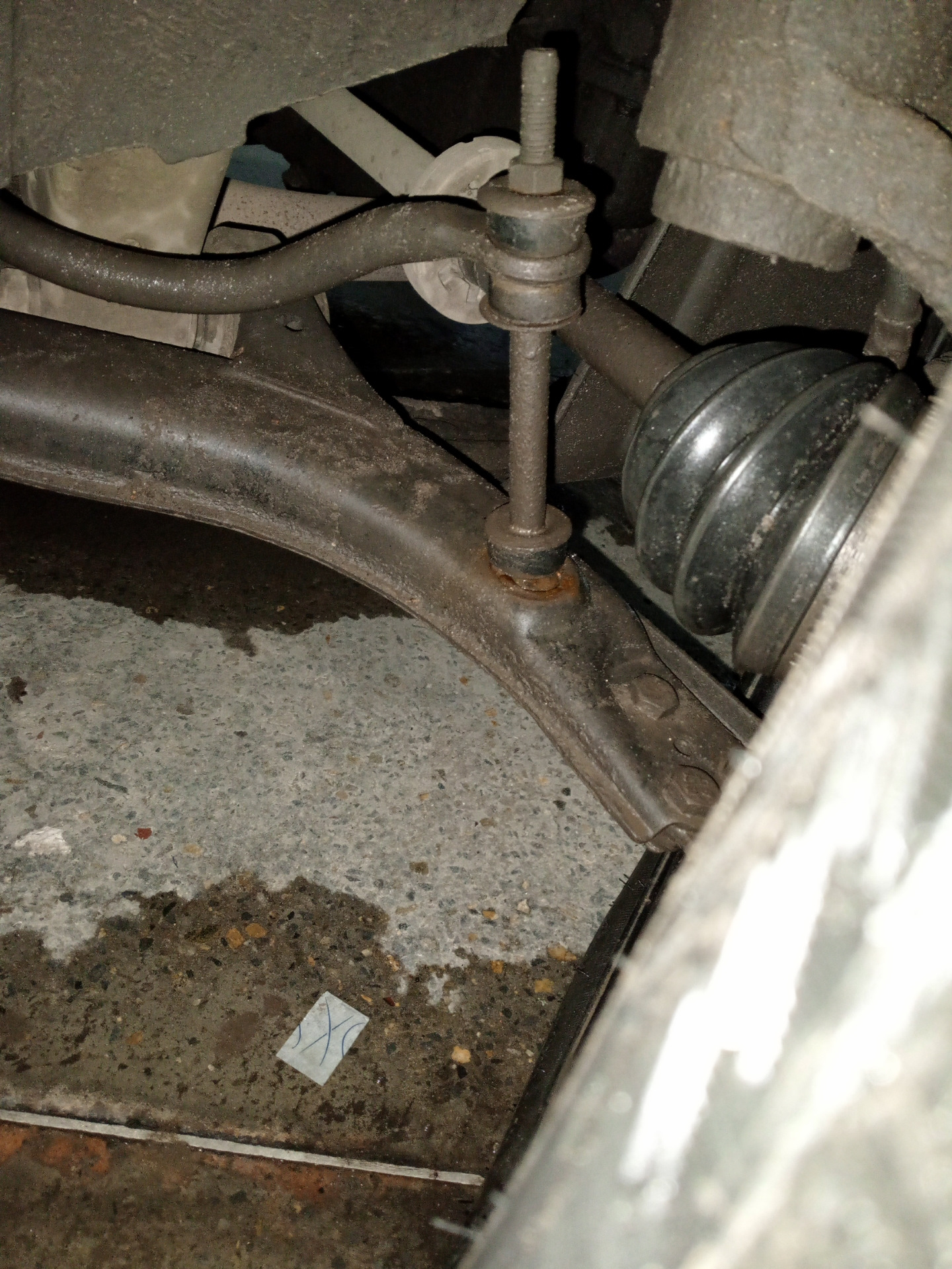 Замена стоек стабилизатора — Daewoo Nexia, 1,5 л, 2006 года ...