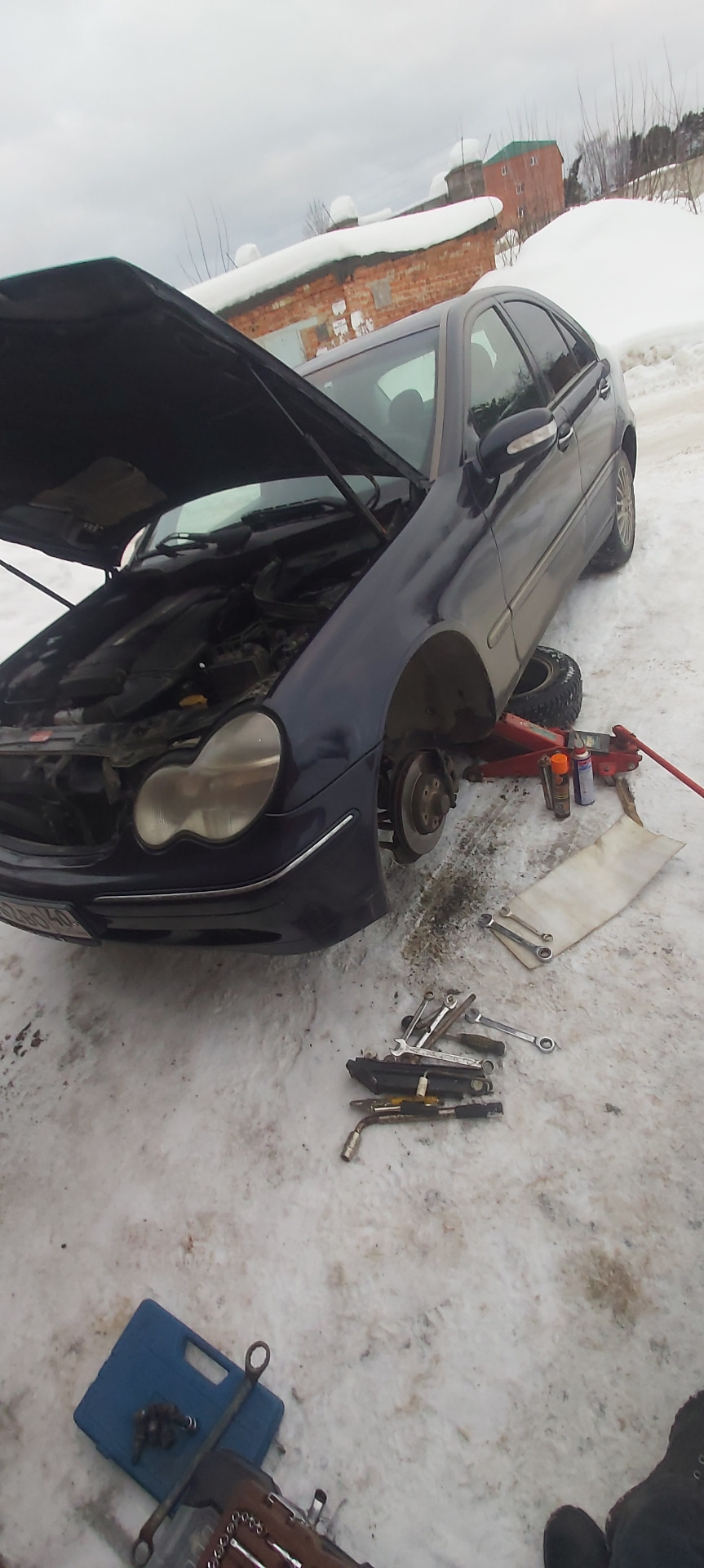 Начнём… — Mercedes-Benz C-Class (W203)