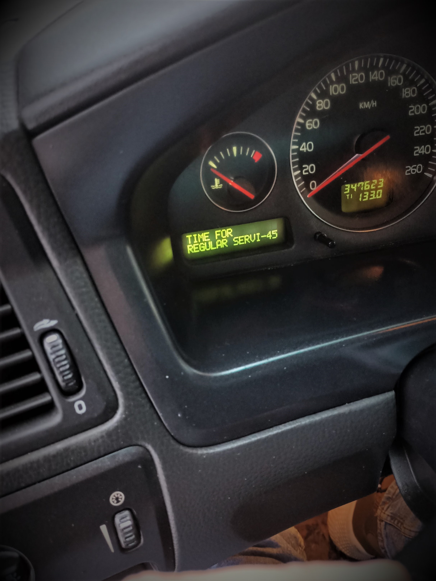 volvo-s60-1g-2-4-2003