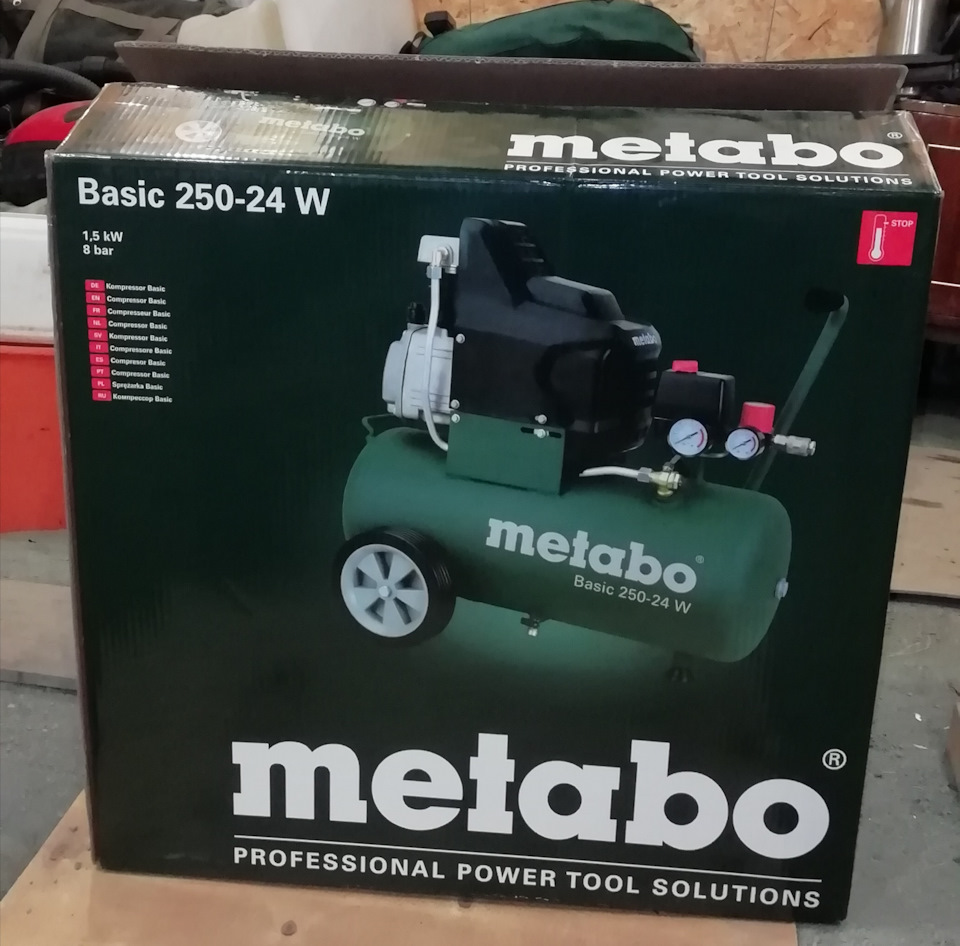 Компрессор Metabo basic 250 — 24 W, влагоотделитель, шланг и пара .