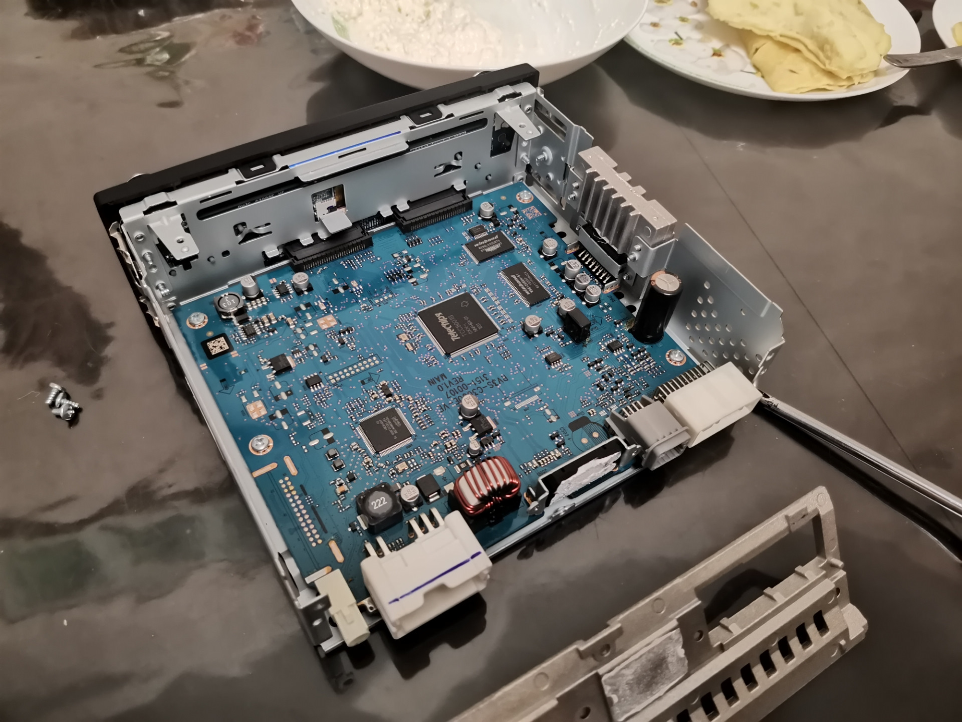 28. Вопрос по TDA. Штатная магнитола Ларгус. — Lada Largus Cross, 1,6 л ...