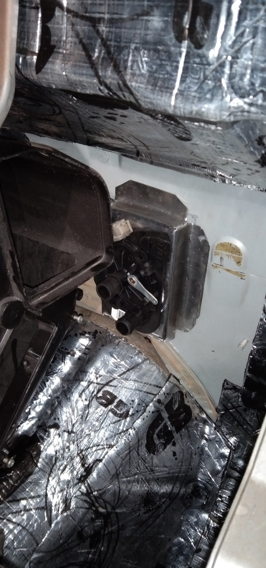 Доработка печки и установка крана 2108 — Chevrolet Niva (1G), 1,7 л ...