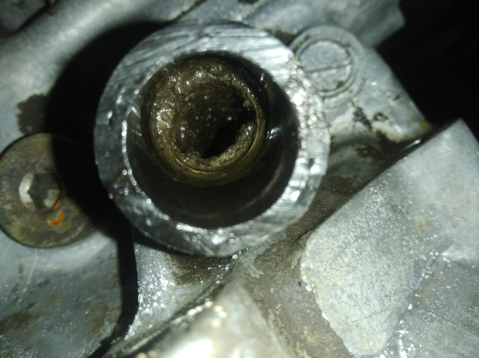 Чем заделать раковины на блоке цилиндров - 88 фото