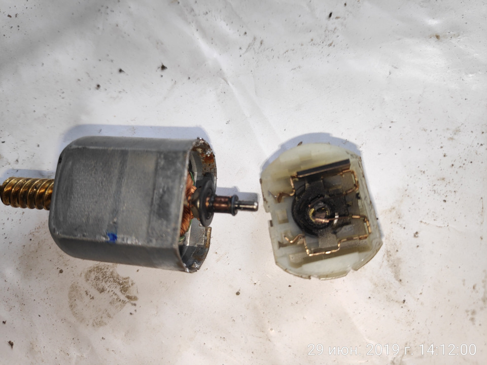 Ремонт электрозамка водительский двери — Renault Scenic III, 1,5 л ...