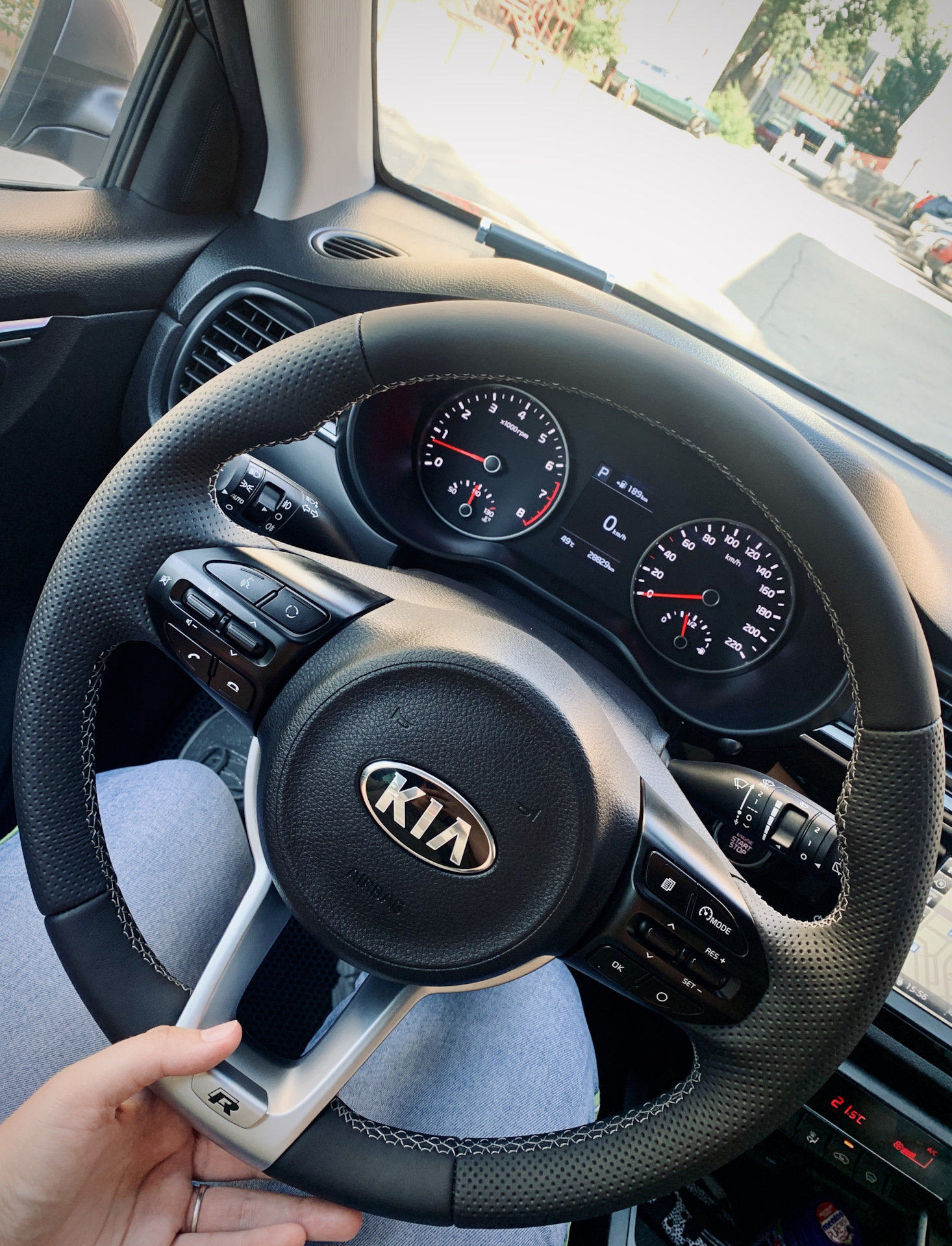 Kia Rio 2015 руль